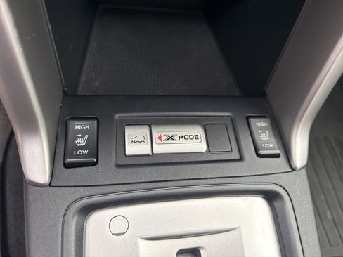 Used 2016 Subaru Forester 2.5i Limited image 17