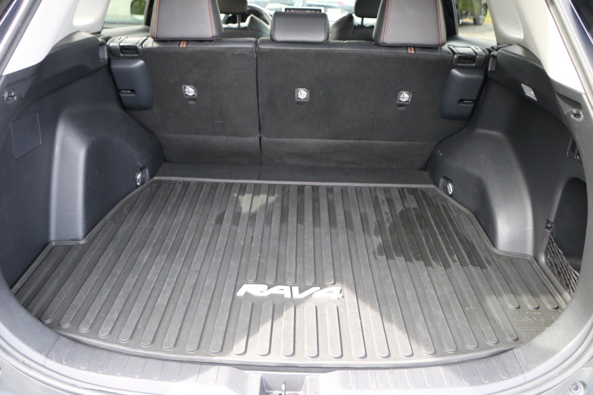 Used 2019 Toyota RAV4 Adventure w/ Cold Weather Package AWD/4WD image 28