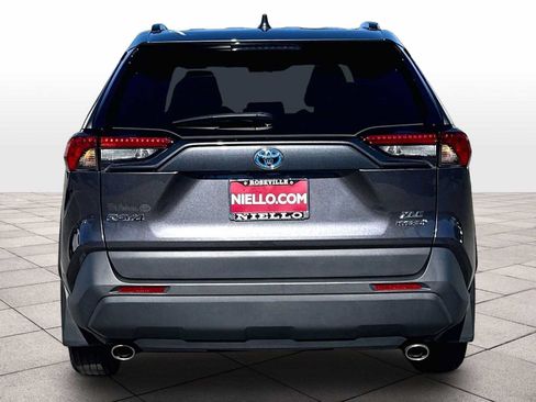Used 2024 Toyota RAV4 XLE w/ Convenience Package AWD/4WD image 7