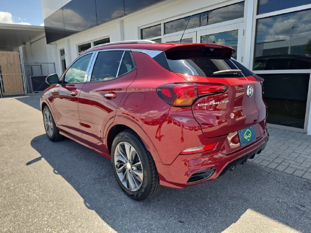Certified 2022 Buick Encore GX Essence w/ Advanced Technology Package FWD image 6