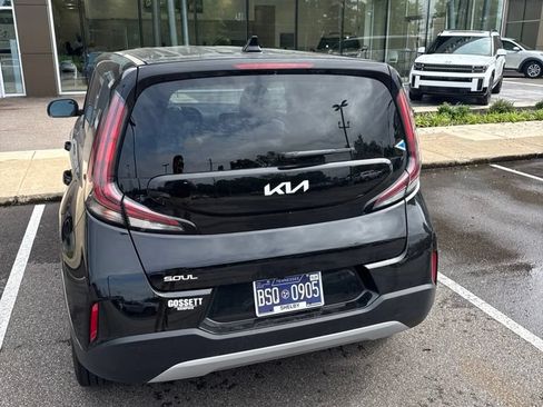 Used 2025 Kia Soul LX w/ LX Technology Package FWD image 5