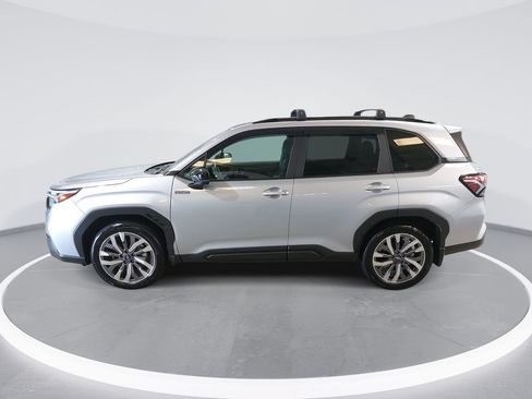 Certified 2025 Subaru Forester Touring AWD/4WD image 8
