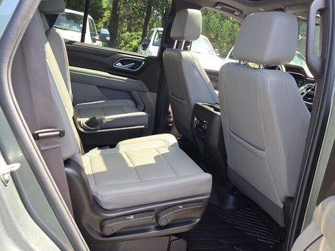 Used 2023 Chevrolet Tahoe LT RWD image 17
