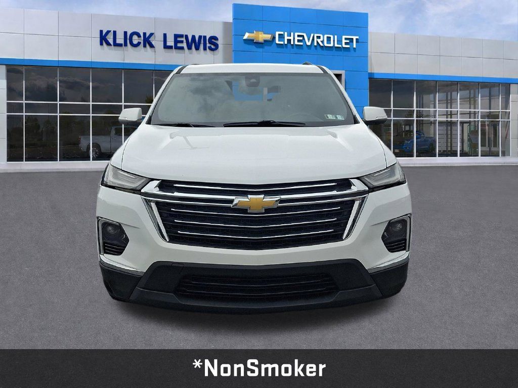 Used 2023 Chevrolet Traverse LT AWD/4WD image 2
