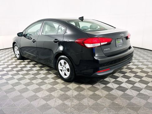 Used 2018 Kia Forte LX w/ LX Popular Package FWD image 5