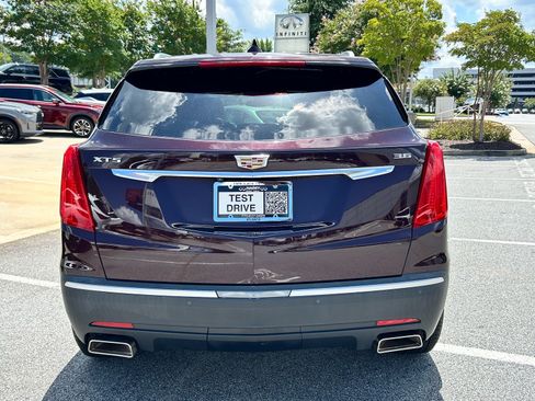 Used 2017 Cadillac XT5 Luxury w/ Driver Awareness Package FWD image 7