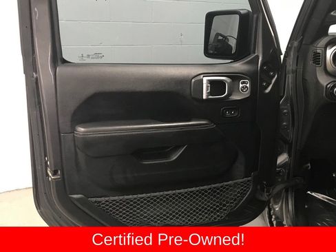 Certified 2020 Jeep Gladiator Overland image 9