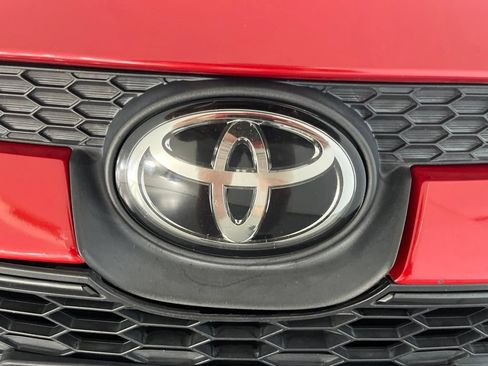 Used 2021 Toyota Corolla LE FWD image 34