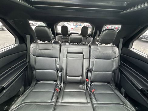 Used 2022 Ford Explorer ST w/ Equipment Group 401A image 23