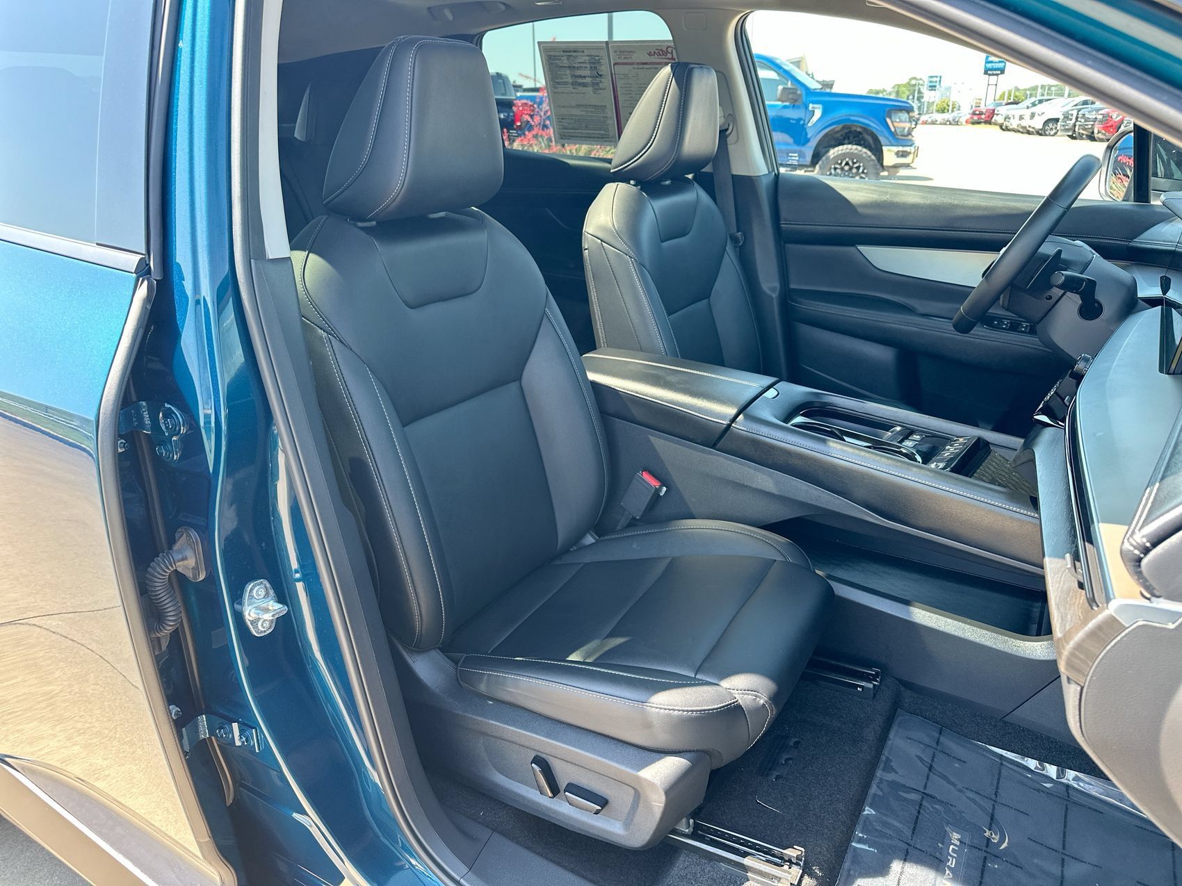 Used 2025 Nissan Murano SL AWD/4WD image 27