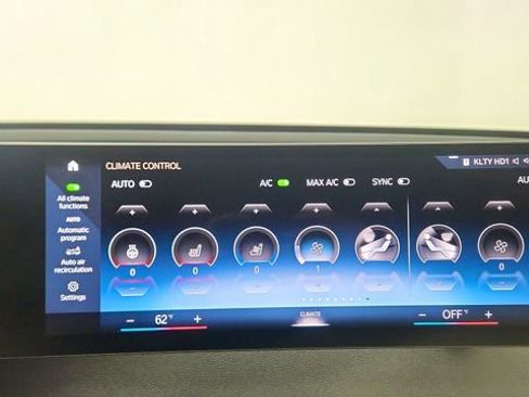 Used 2023 BMW iX xDrive50 w/ Premium Package image 55