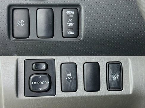 Used 2015 Toyota Tacoma TRD Pro w/ TRD Sport Package image 12