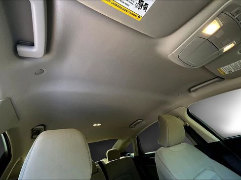 Used 2018 Ford Fusion S image 17