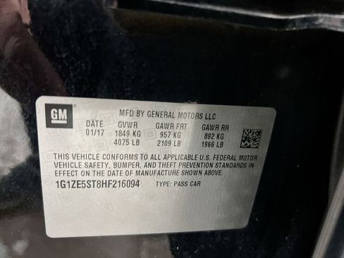 Used 2017 Chevrolet Malibu LT FWD image 27