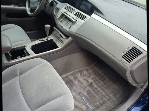 Used 2005 Toyota Avalon XL FWD image 5