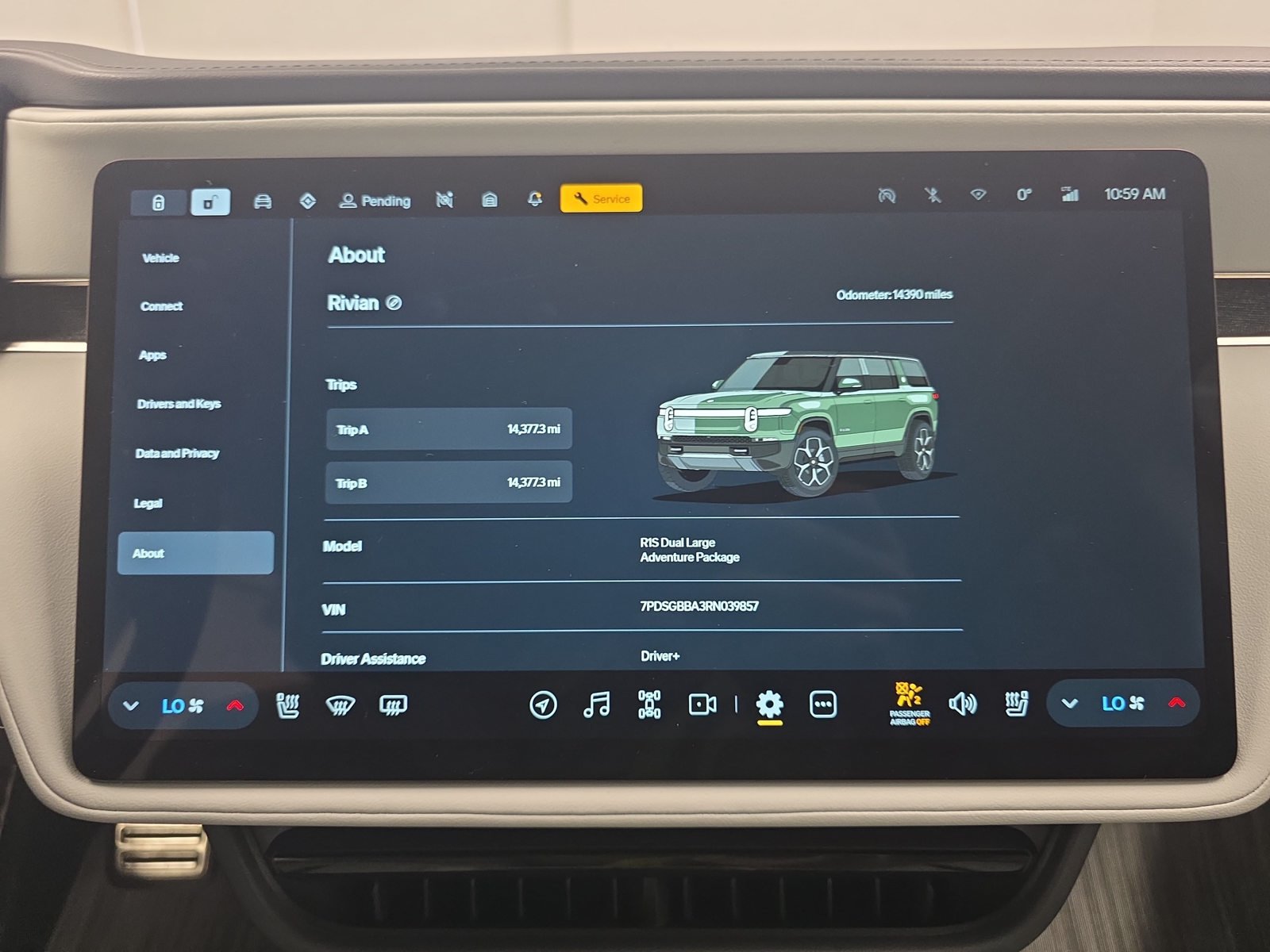 Used 2024 Rivian R1S Adventure Dual AWD/4WD image 29
