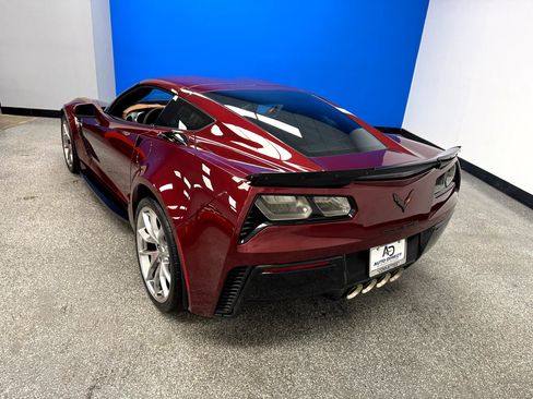 Used 2018 Chevrolet Corvette Z06 image 30