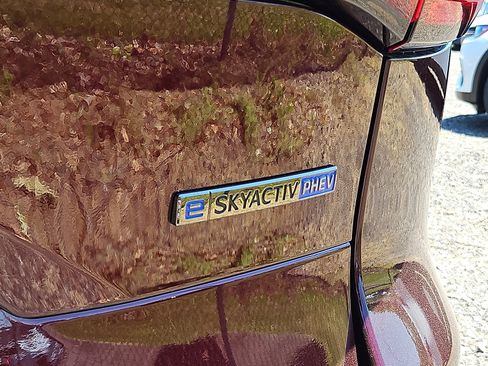 New 2026 MAZDA CX-90 Plug-In Hybrid w/Premium Sport AWD/4WD image 21