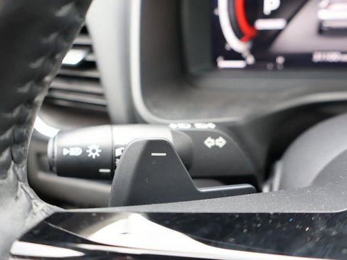 Used 2023 Nissan Rogue Platinum w/ Platinum Premium Package FWD image 43
