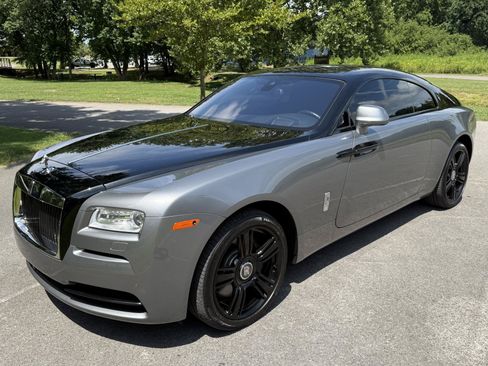 Used 2014 Rolls-Royce Wraith RWD image 2