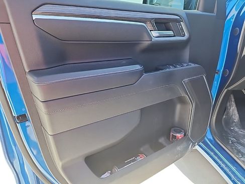 Used 2022 Chevrolet Silverado 1500 LT w/ Protection Package image 21