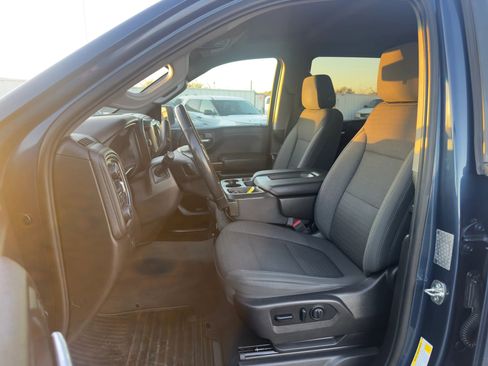 Used 2019 Chevrolet Silverado 1500 LT w/ Texas Edition image 9