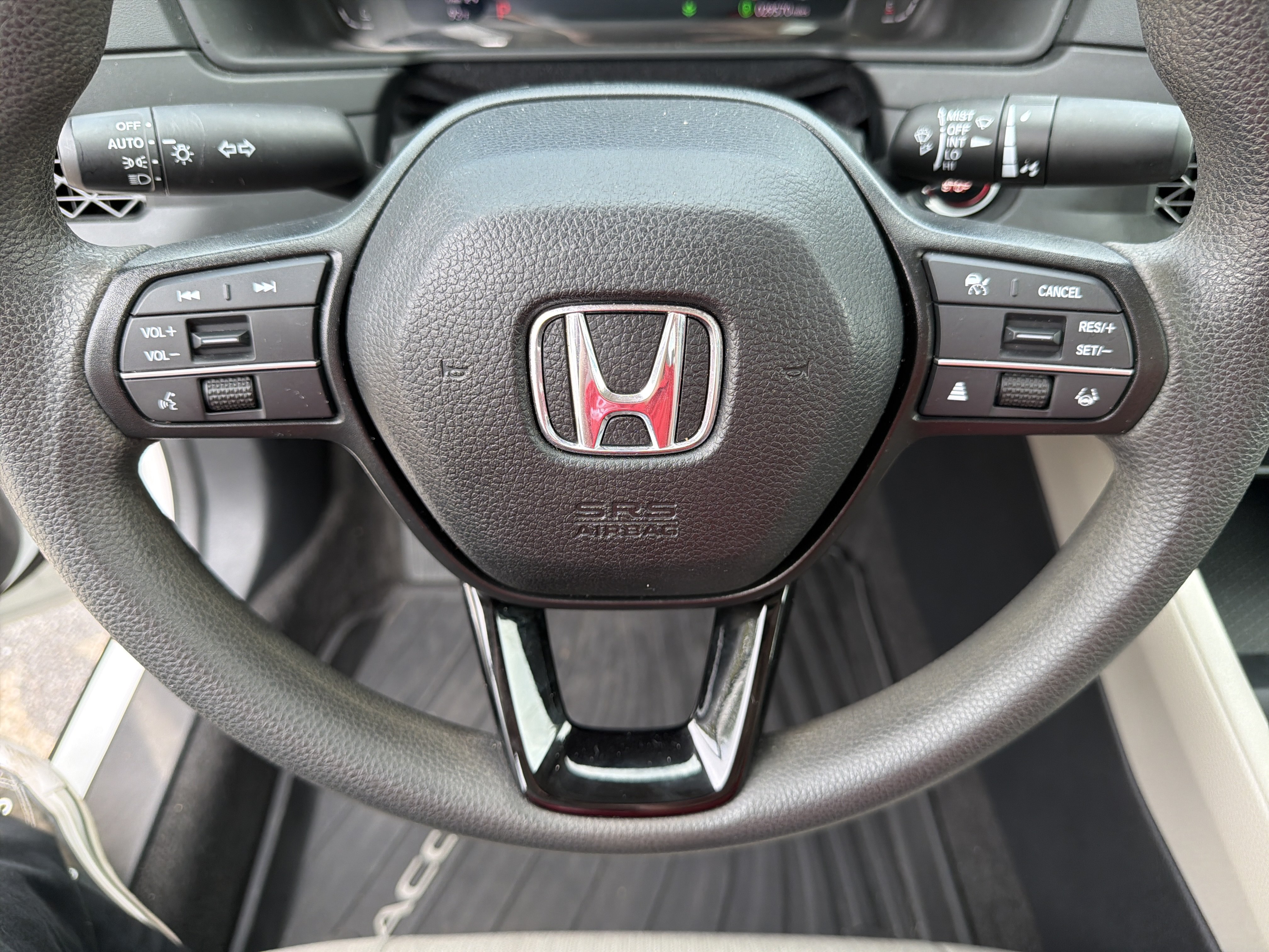 Used 2024 Honda Accord LX image 17