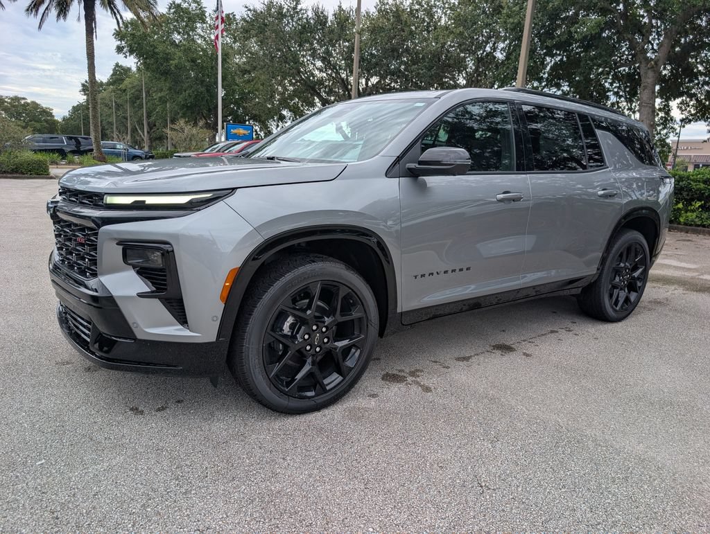 New 2026 Chevrolet Traverse RS FWD image 3
