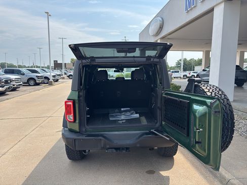 Used 2022 Ford Bronco Black Diamond AWD/4WD image 10