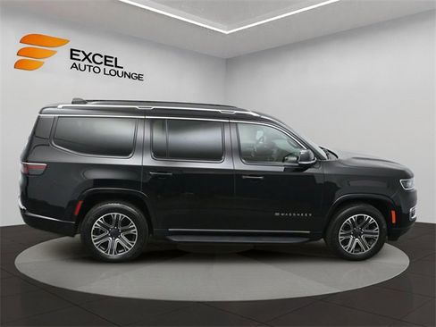 Used 2023 Jeep Wagoneer Series II image 53