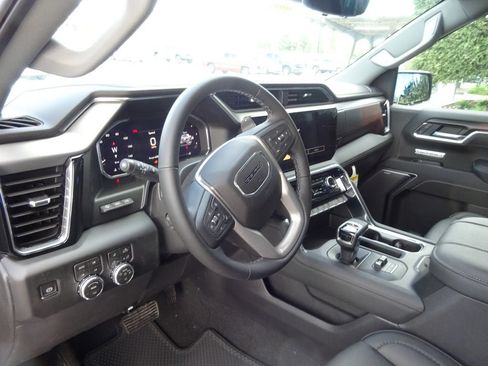 New 2026 GMC Sierra 1500 Elevation AWD/4WD image 13