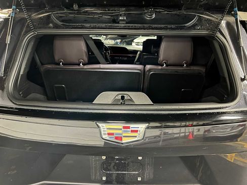Used 2023 Cadillac Escalade Sport Platinum AWD/4WD image 16