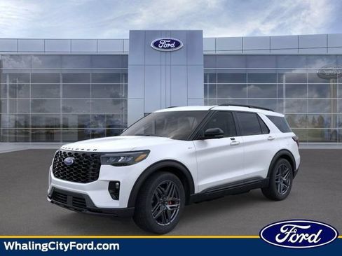 New 2026 Ford Explorer ST-Line w/ ST-Line Street Pack AWD/4WD image 1