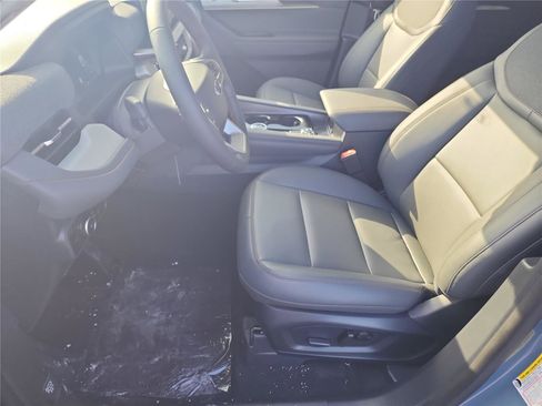 New 2026 Ford Explorer Active w/ Active Comfort Package image 13