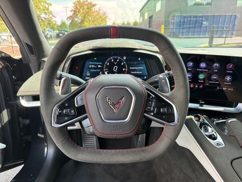Used 2023 Chevrolet Corvette Stingray Premium Conv RWD image 7