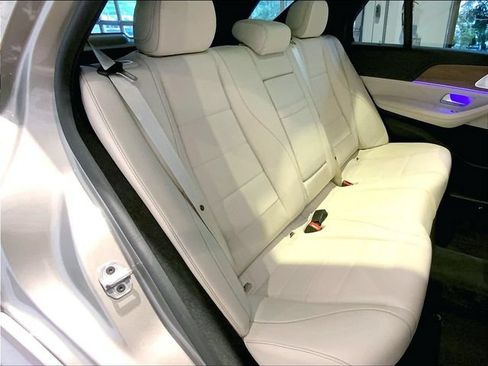 Used 2021 Mercedes-Benz GLE 350 4MATIC image 22