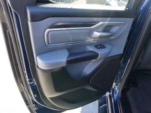 Used 2021 RAM 1500 Big Horn AWD/4WD image 11