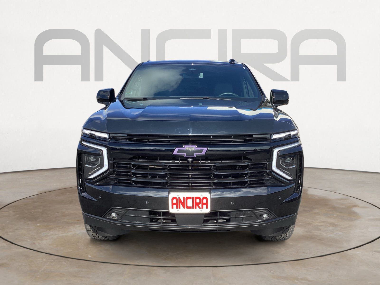 Used 2025 Chevrolet Tahoe LT w/ Comfort Package AWD/4WD image 8