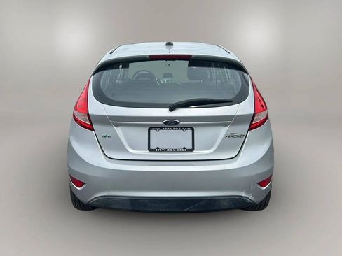 Used 2011 Ford Fiesta SE w/ 201A Rapid Spec Order Code FWD image 6