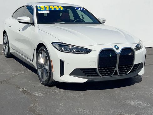 Used 2024 BMW i4 eDrive40 w/ Premium Package image 6