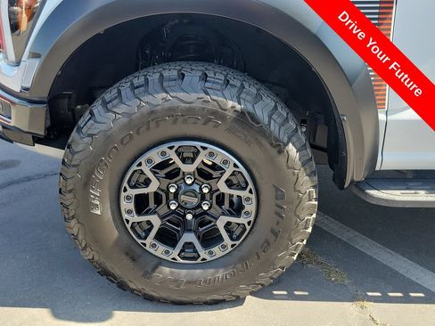 Used 2025 Ford F150 Raptor w/ Equipment Group 803A Raptor R AWD/4WD image 37