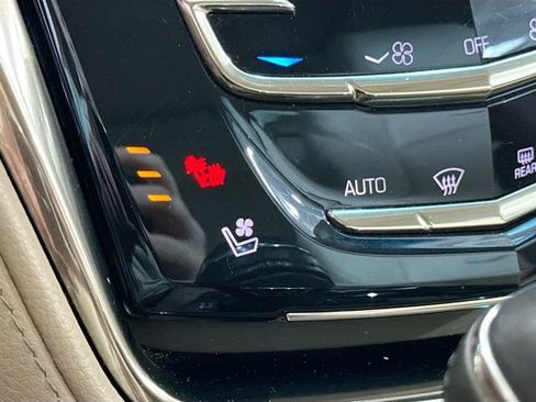 Used 2016 Cadillac CTS Luxury image 22