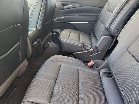New 2026 Chevrolet Traverse High Country FWD image 19