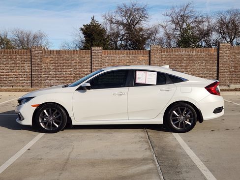 Used 2019 Honda Civic EX image 5