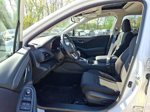 Certified 2025 Subaru Outback Premium w/ Popular Package #1A AWD/4WD image 15