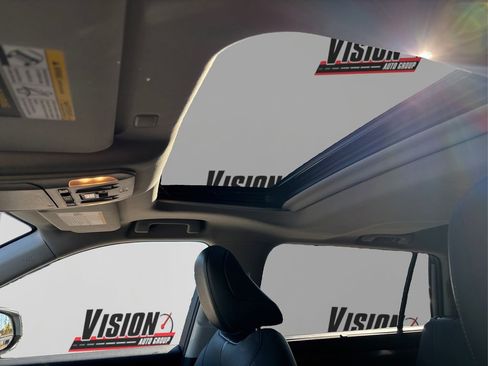 Used 2021 Toyota Highlander Limited image 23