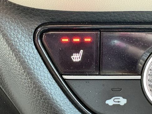 Certified 2024 Honda HR-V EX-L image 16
