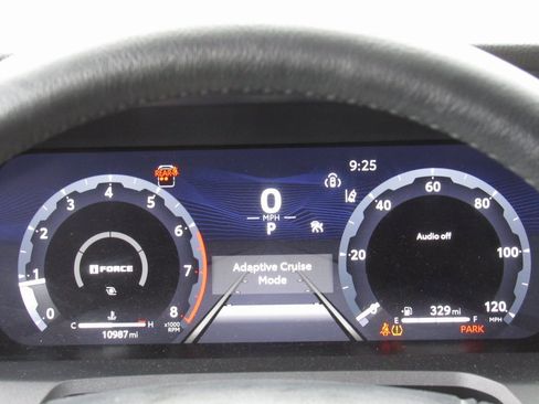 Certified 2025 Toyota 4Runner TRD Off-Road Premium image 24