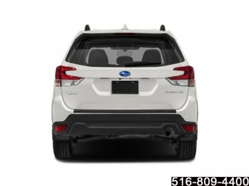 Used 2023 Subaru Forester Premium image 9