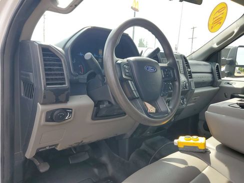 Used 2019 Ford F550 4x4 Crew Cab Super Duty image 12